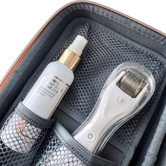 Beauty GloPRO at-home micro needling rejuvenation tool with a pink travel case - Picture 4 of 5